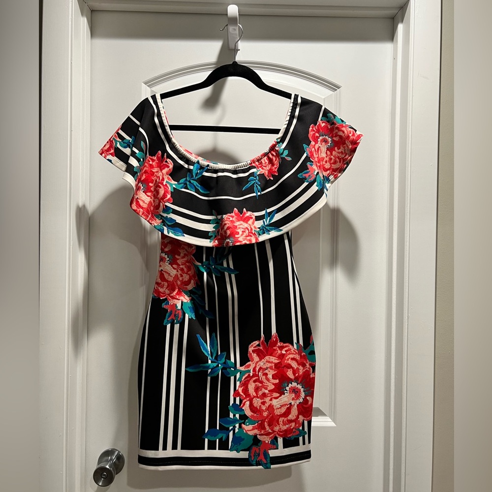 Off-the-shoulder Floral Mini-Dress